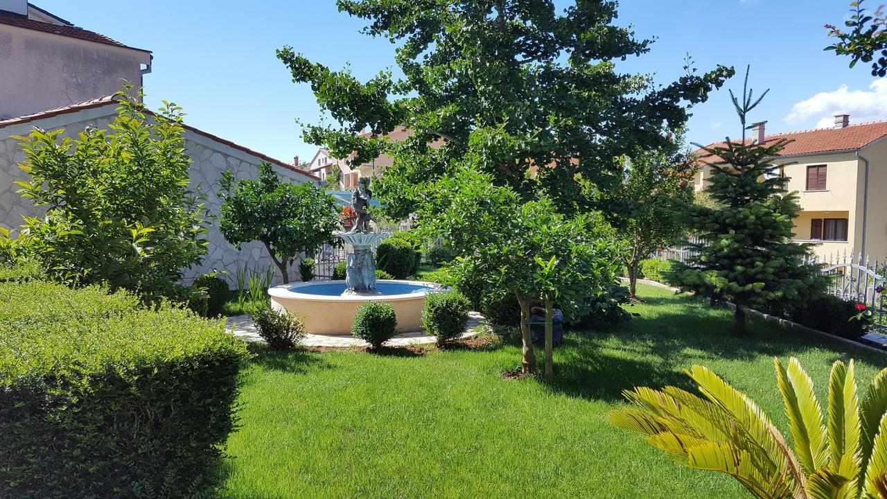 Apartments Ginkgo Banjole Bagian luar foto
